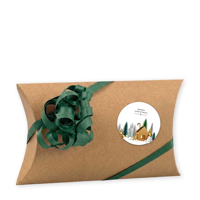 Dekorationsbeispiel mit Kissenschachtel Avana und Geschenketikett 