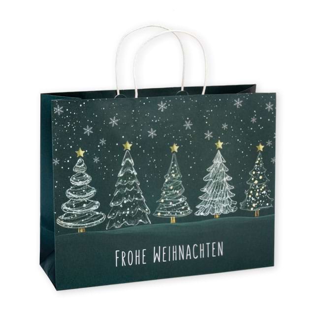 Papiertasche Modell Milano aus weißem Kraftpapier mit oberem Randumschlag und gedrehten Papierkordeln. Ab 500 Stück mit Ihrem Logo!